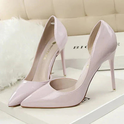 Dames pumps met hoge hak en uitgesneden zijkant – VELARA CUTOUT - Glamorix