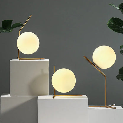 LUXEGLASS - Elegante glazen lamp met verfijnde afwerking