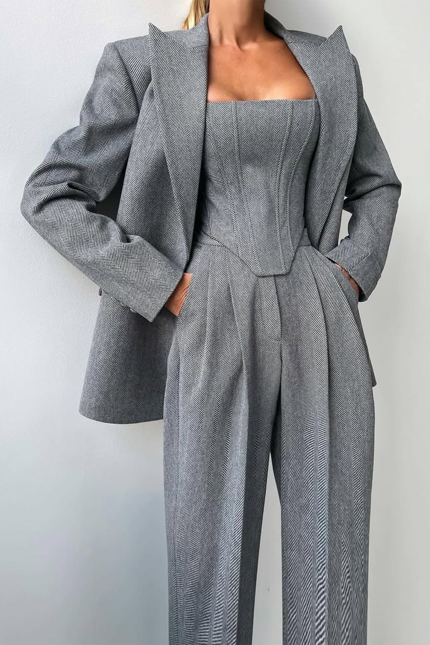 Elegante Damesoutfit met Getailleerde Pasvorm voor Feestelijke Gelegenheden – LUNA CHIC - Glamorix