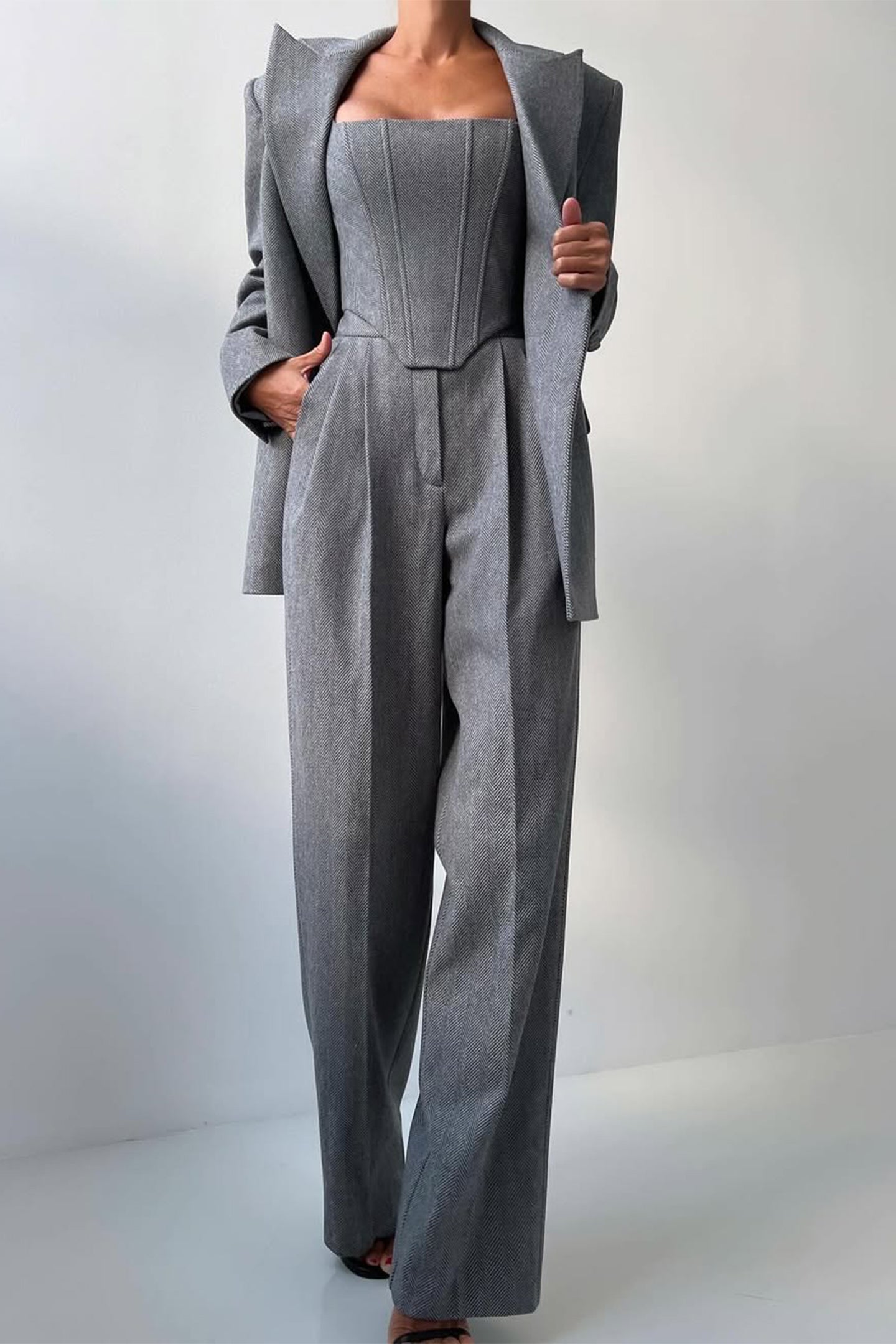 Elegante Damesoutfit met Getailleerde Pasvorm voor Feestelijke Gelegenheden – LUNA CHIC - Glamorix