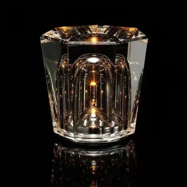 LUMICRYSTAL - Lamp met ijzeren basis en kristallen accenten