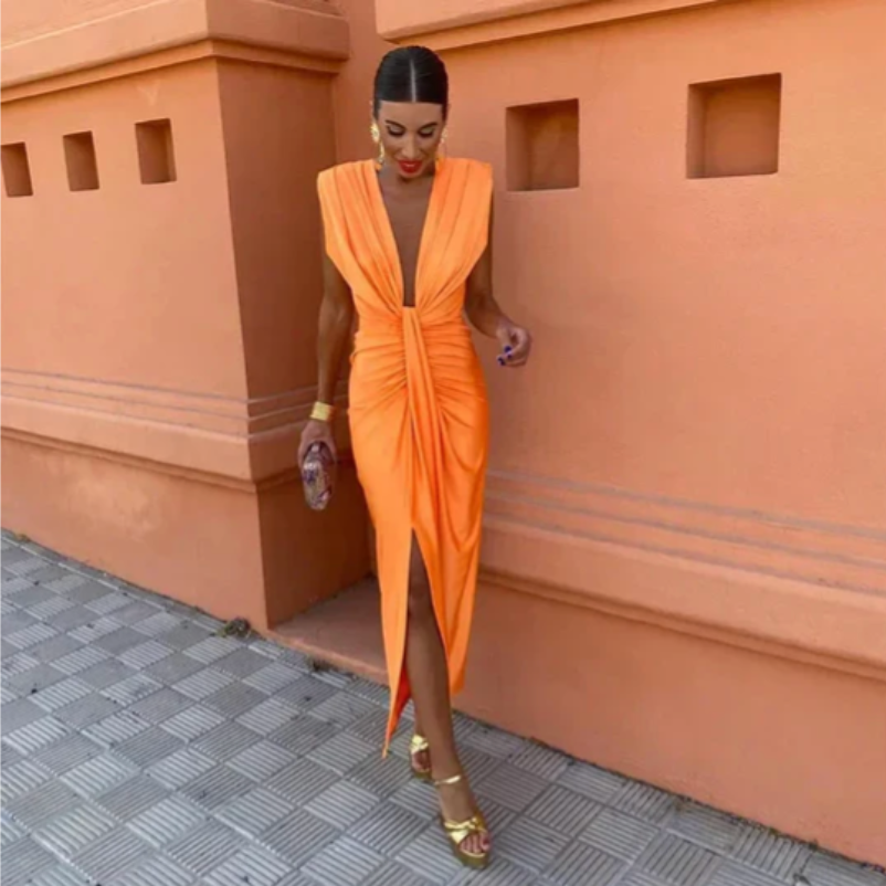 Elegante Damesjurk met Diepe Halslijn en Centralsplit – LUNA VIVID - Glamorix