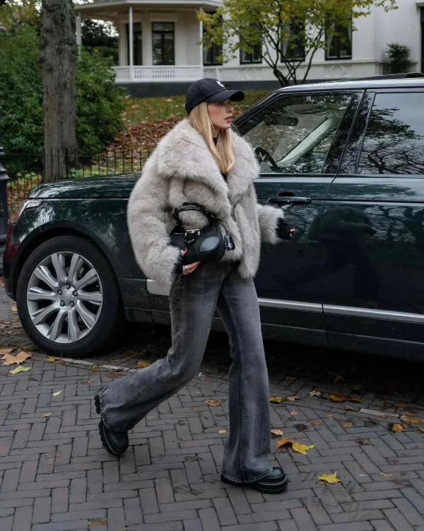 AMELIA - Luxe bontjas met oversized kraag