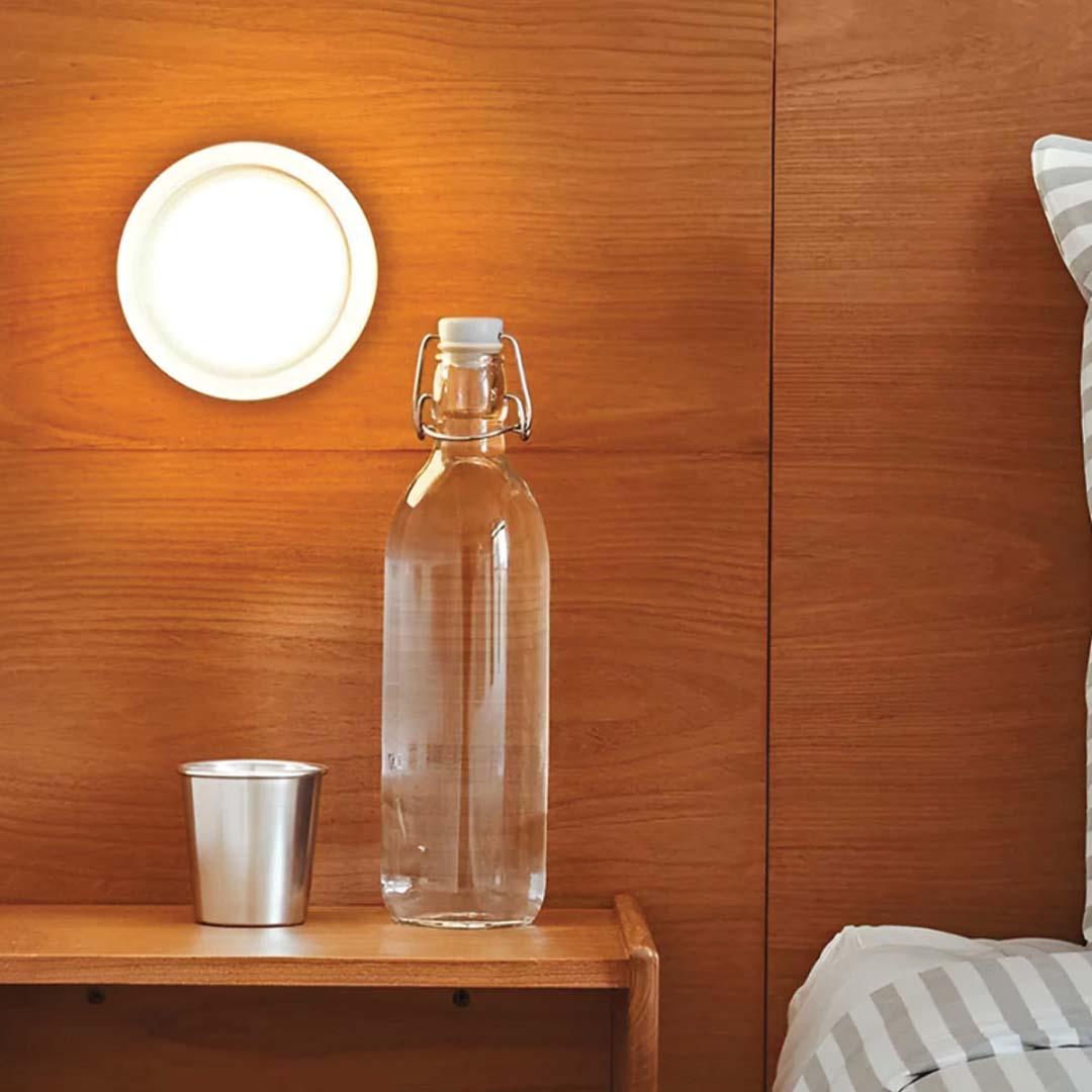 Elegante wandlamp met dimpeldesign en warm LED-licht – VELTURA GlowWave - Glamorix