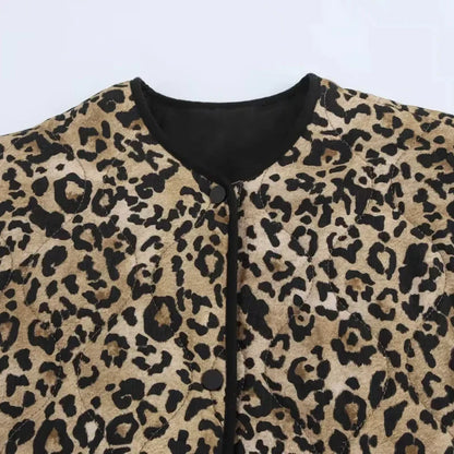 LUNA - Oversized damesjack met luipaardprint