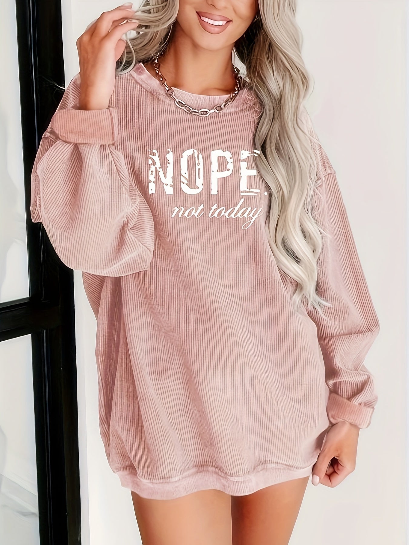 Een lange mouw top met ronde hals voor dames – NOVAQ - Glamorix