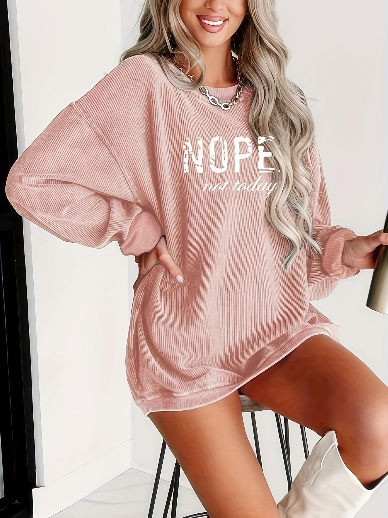 Een lange mouw top met ronde hals voor dames – NOVAQ - Glamorix