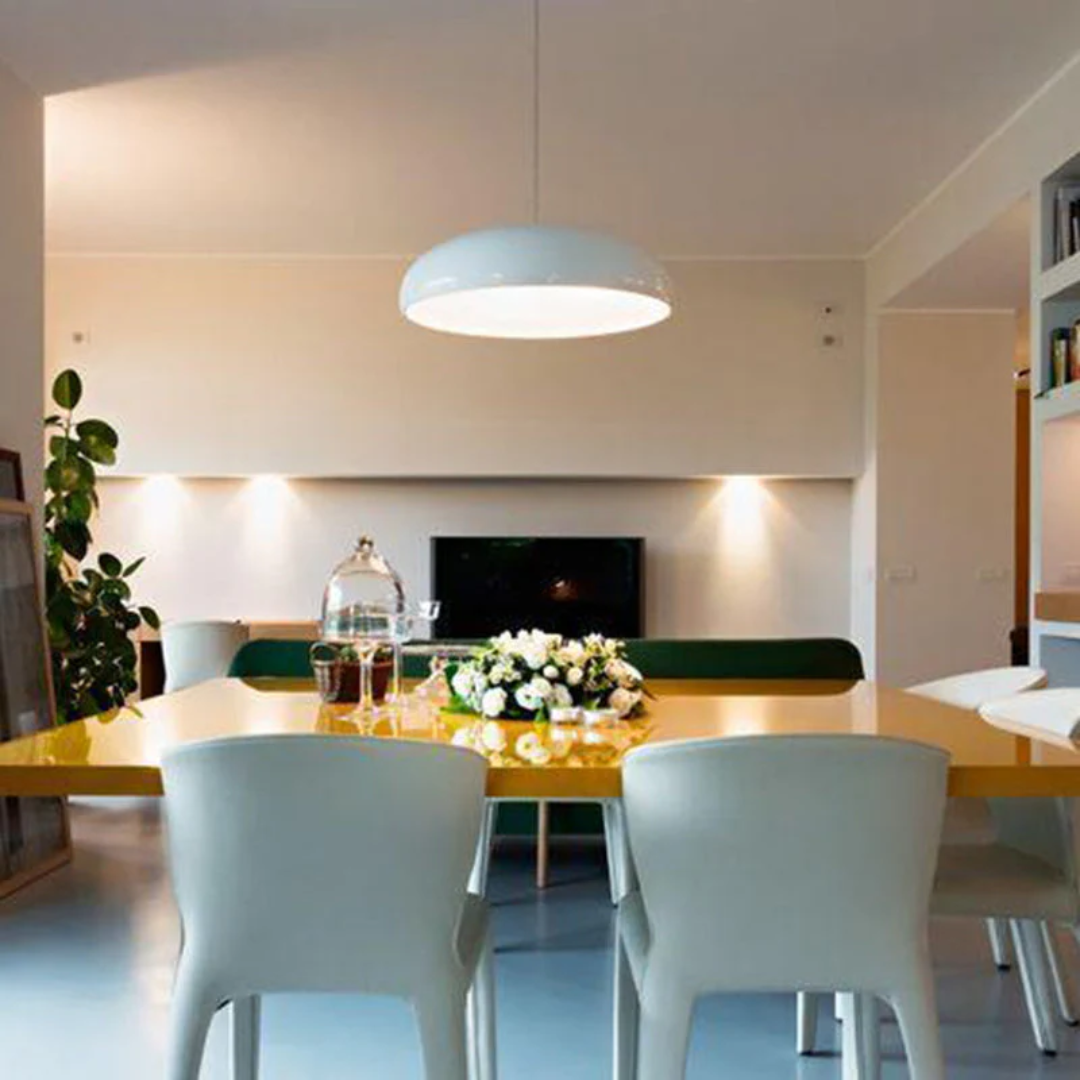 Elegante Ronde LED Hanglamp voor een Modern Interieur – LunaSphere