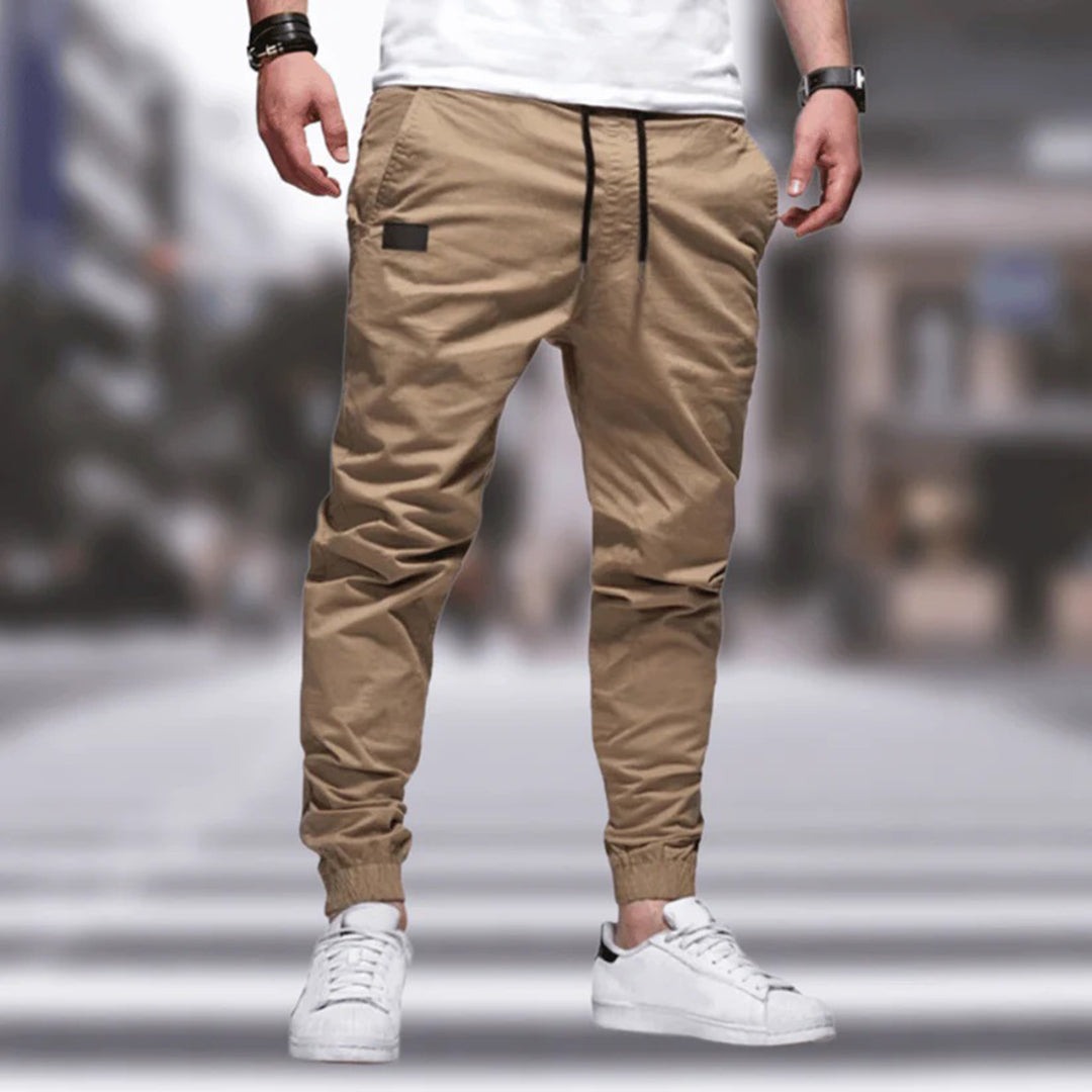 FINN - Slim-fit cargobroek voor heren met een moderne look