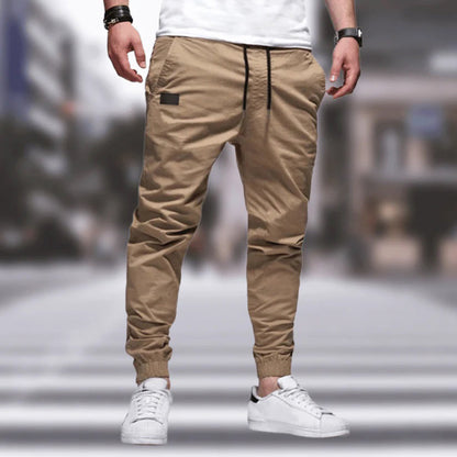 FINN - Slim-fit cargobroek voor heren met een moderne look