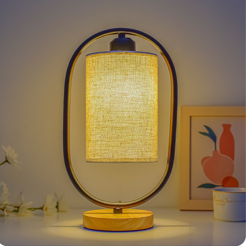WOODLUX – Klassieke stijlvolle houten tafellamp