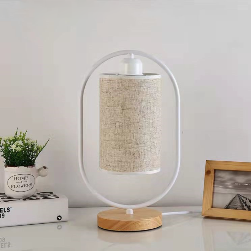 WOODLUX – Klassieke stijlvolle houten tafellamp