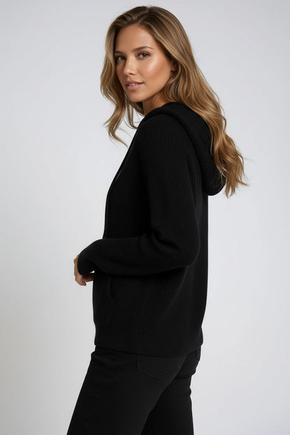Fiona hoodie voor dames in zacht wolmateriaal met gebreide details en heerlijke warmte – NOVAWEAR - Glamorix
