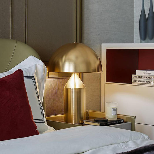 Moderne LUXORA - Moderne metalen tafellamp voor stijlvolle verlichting tafellamp