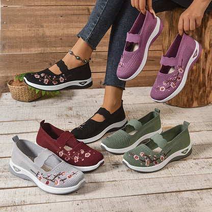 Comfortabele dames instapschoenen met bloemenborduursel en verhoogde zool – FLORÉLIA STEP - Glamorix