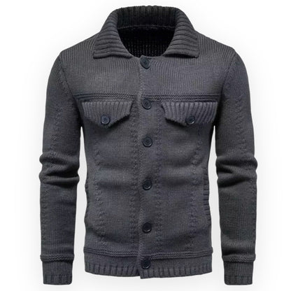 AXEL – Dik gebreid jack met knoopsluiting voor ultieme warmte en stijl