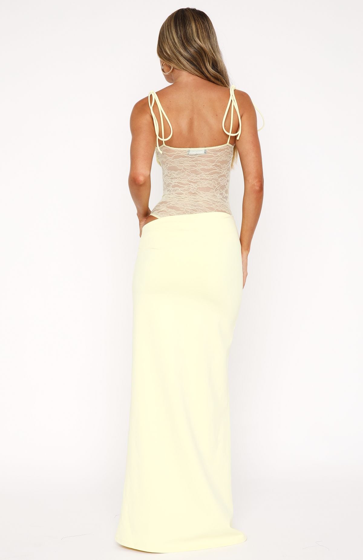 Elegante Damesjurk met Kanten Detail en Dubbele Schouderbandjes – LUNA CHIC - Glamorix