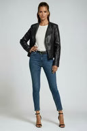 ELLENA – Dames leren jas met tijdloze pasvorm en stoere look - Glamorix