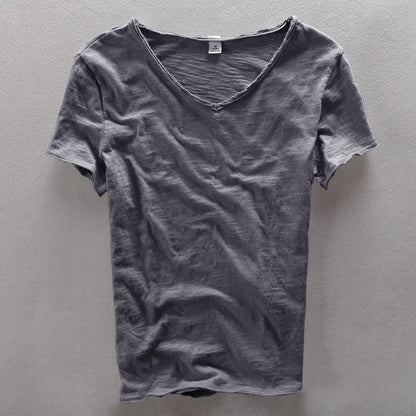 Heren T-shirt met V-hals en raw-edge afwerking – NOX RELAX - Glamorix