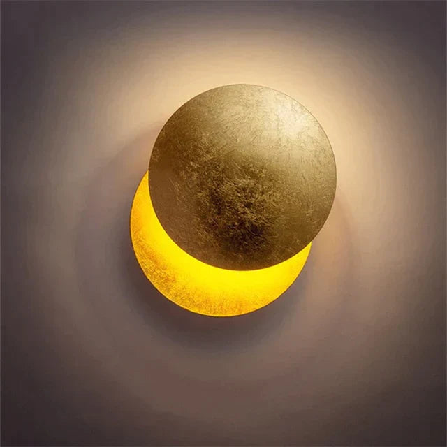 ECLIPSEGLOW – Unieke 360 Graden Draaiende LED Wandlamp