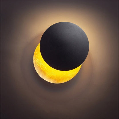 ECLIPSEGLOW – Unieke 360 Graden Draaiende LED Wandlamp