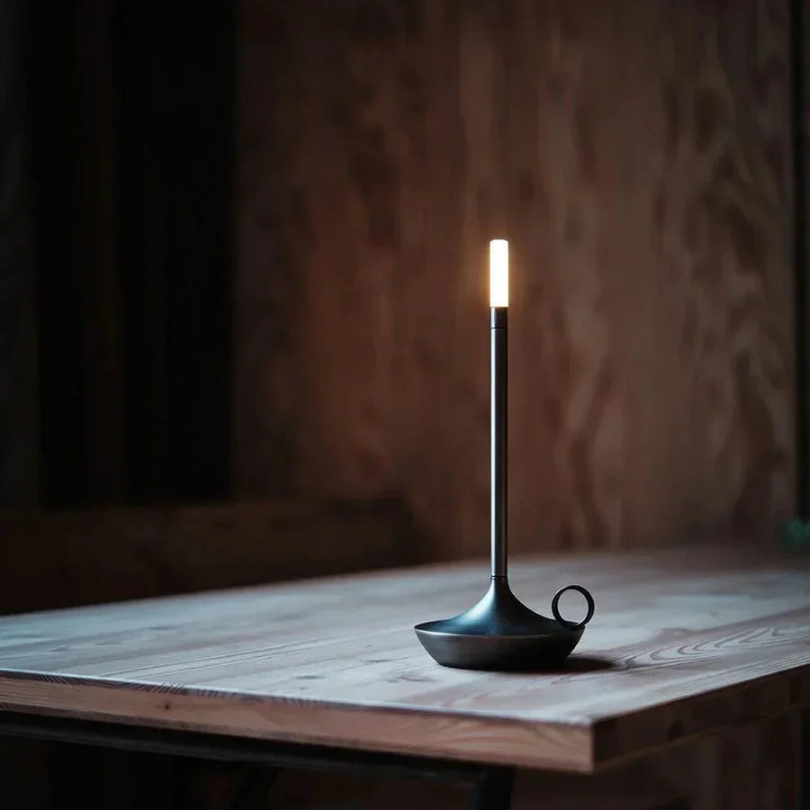LumaZen Aura – Subtiele oplaadbare tafellamp met zacht licht en rustgevend design