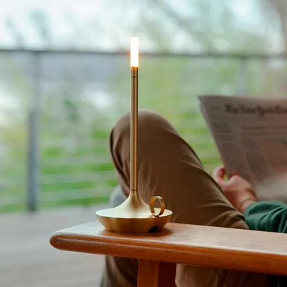 LumaZen Aura – Subtiele oplaadbare tafellamp met zacht licht en rustgevend design